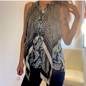 Elizabeth and James Silk Top Size S